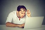 آستیگماتیسم چیست و چگونه درمان میشود؟
