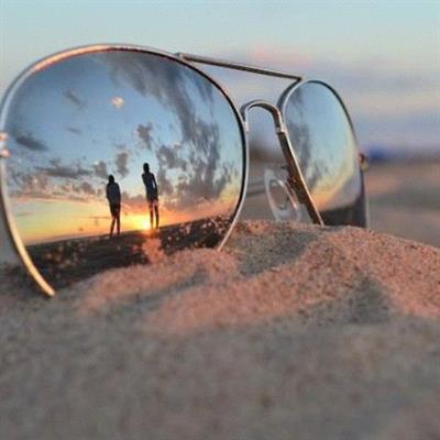 معرفی 32 برند عینک آفتابی در دنیا – بخش دوم